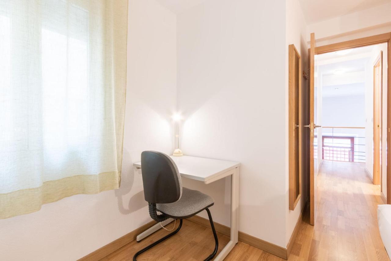 Appartement Goles Courtyard With Parking By Valcambre Séville