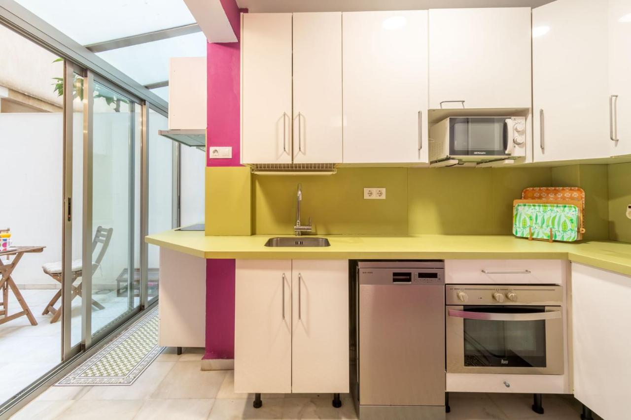 Goles Courtyard With Parking By Valcambre * Seville